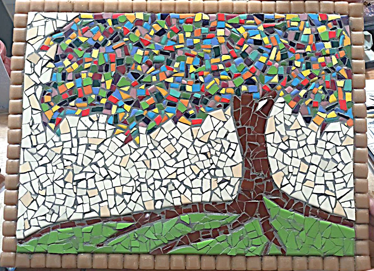 تابوی کاشی  درخت زندگی با قاب کاشی ساخت دست